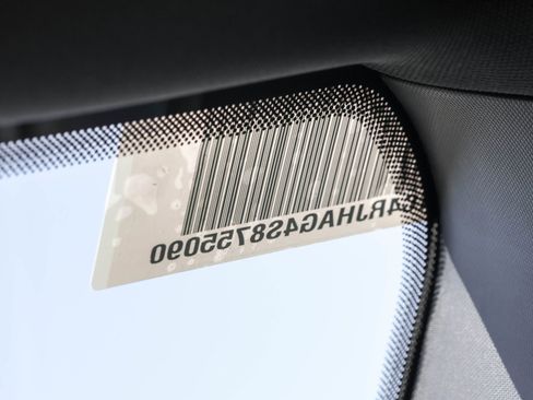 New 2025 Jeep Grand Cherokee Altitude image 30