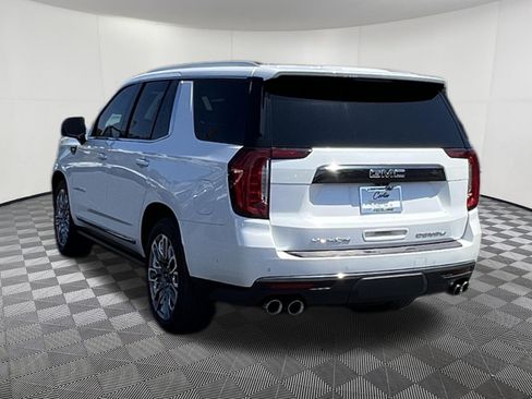 Used 2024 GMC Yukon Denali Ultimate AWD/4WD image 4