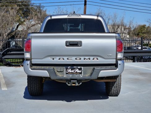 Used 2021 Toyota Tacoma TRD Off-Road w/ Technology Package image 8