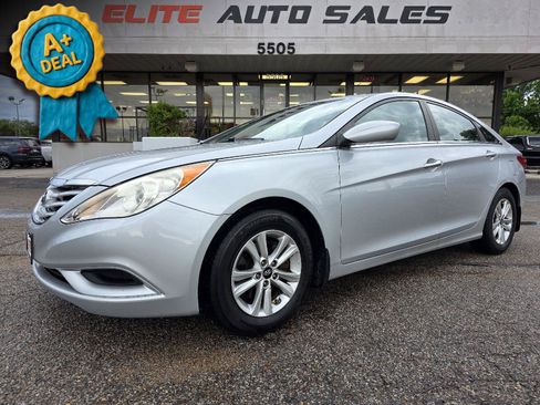 Used 2012 Hyundai Sonata GLS w/ Popular Equipment Pkg FWD image 1