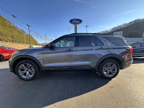 New 2026 Ford Explorer Active w/ Active Comfort Package image 16