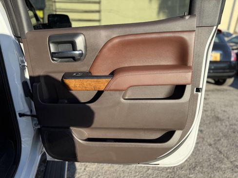 Used 2017 Chevrolet Silverado 1500 High Country w/ High Desert Package image 21