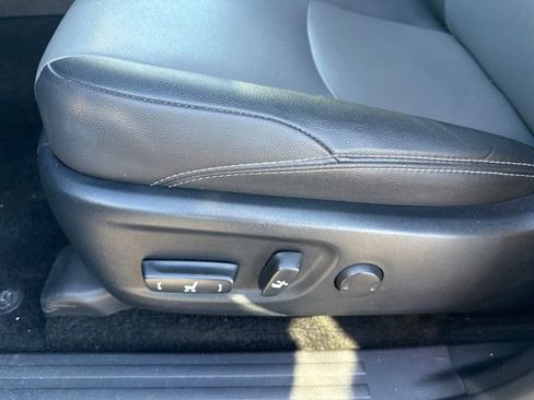 Used 2021 Toyota 4Runner SR5 Premium w/ Moonroof Package image 11