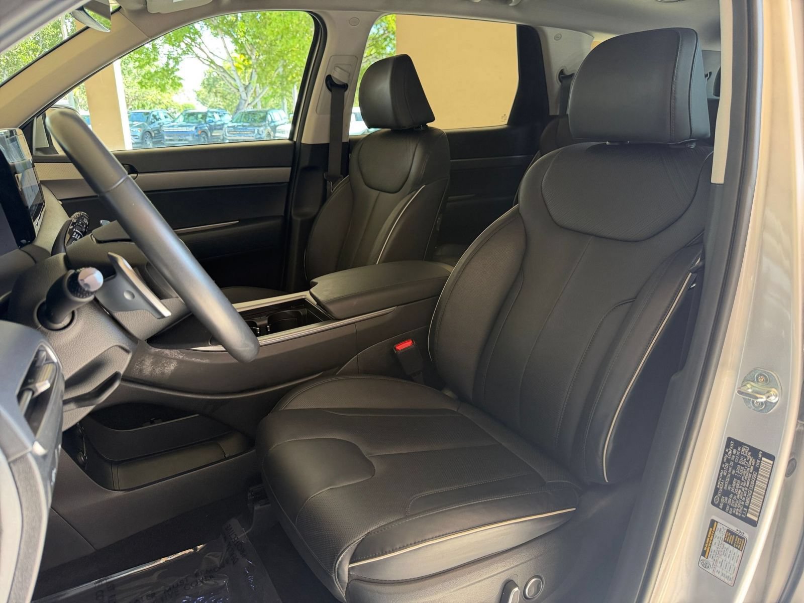Used 2025 Hyundai Palisade SEL FWD image 25