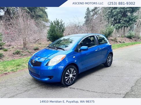 Used 2008 Toyota Yaris 2-Door Hatchback image 1