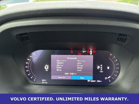 Certified 2025 Volvo XC60 B5 Core AWD/4WD image 20