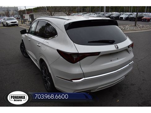 New 2026 Acura MDX w/ Advance Package image 8