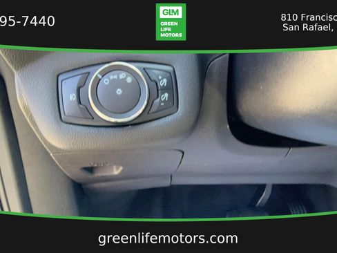 Used 2013 Ford C-MAX Energi SEL FWD image 19
