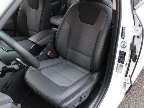 Used 2023 Kia Niro Wind image 19