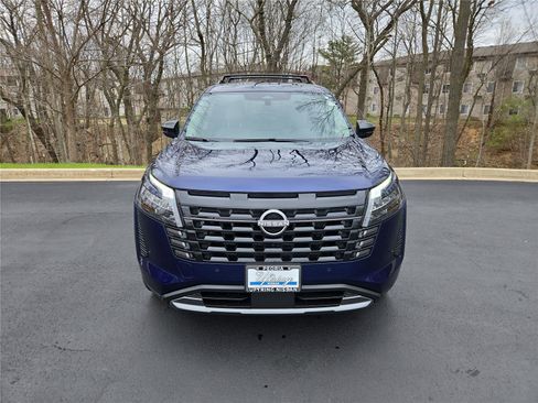 New 2026 Nissan Pathfinder SL w/ SL Premium Package AWD/4WD image 7