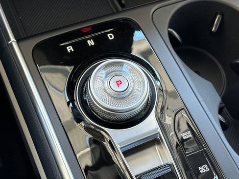 New 2026 Kia Carnival EX FWD image 27