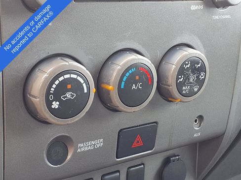 Used 2006 Nissan Titan XE w/ (W04) Preferred Pkg AWD/4WD image 25