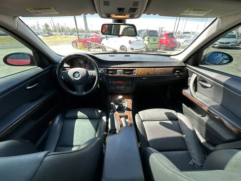 Used 2006 BMW 325xi Sedan image 11