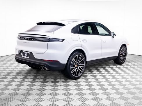 New 2026 Porsche Cayenne S AWD/4WD image 8