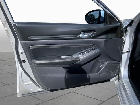 Used 2020 Nissan Altima 2.5 S FWD image 21