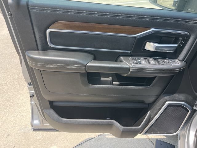 Used 2024 RAM 2500 Laramie AWD/4WD image 14
