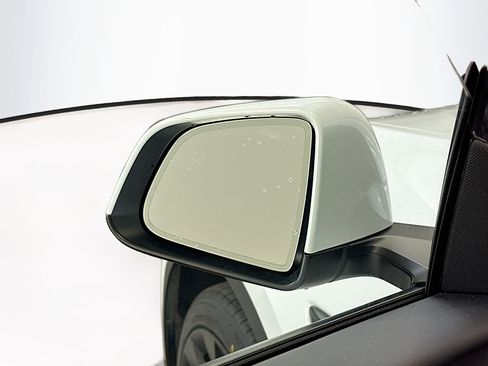 Used 2023 Tesla Model Y Long Range image 16