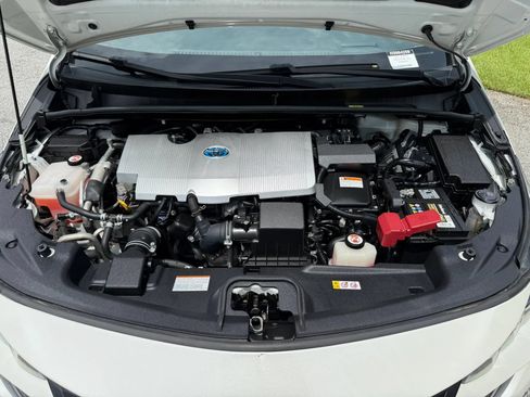 Used 2017 Toyota Prius Prime Advanced FWD image 13