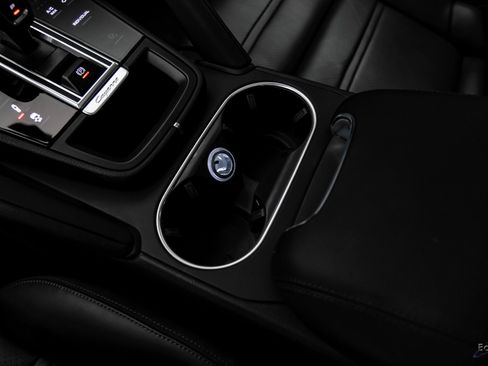 Used 2023 Porsche Cayenne image 57