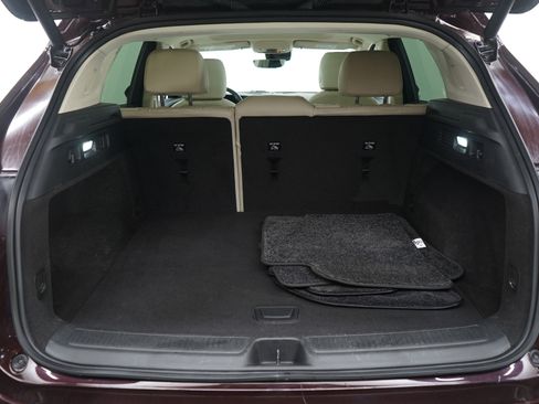 Used 2023 Buick Envision Avenir image 9