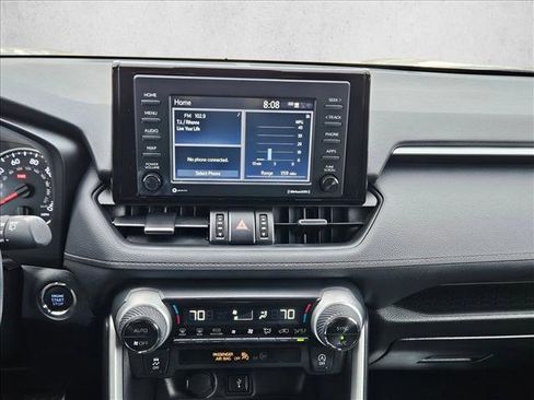 Used 2021 Toyota RAV4 XLE Premium image 13