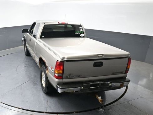 Used 2001 Chevrolet Silverado 1500 LS w/ Firm Ride Suspension Pkg AWD/4WD image 21