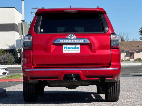 Used 2015 Toyota 4Runner Limited image 9