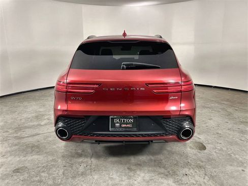 Used 2022 Genesis GV70 2.5T w/ Sport Prestige Package image 7