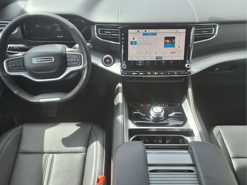 New 2026 Jeep Grand Wagoneer Limited AWD/4WD image 8