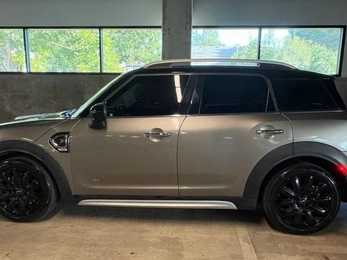 Used 2019 MINI Cooper Countryman S w/ Premium Package AWD/4WD image 2