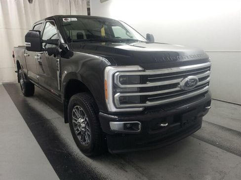 Used 2023 Ford F350 Limited w/ FX4 Off-Road Package AWD/4WD image 2