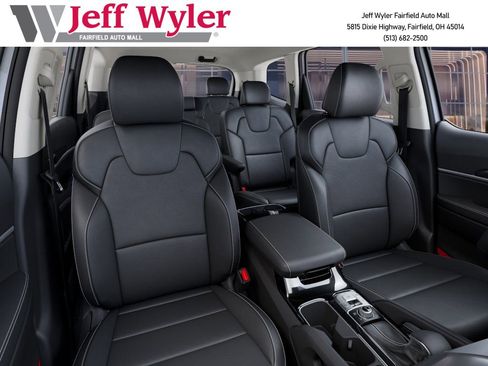 New 2025 Kia Telluride S image 16