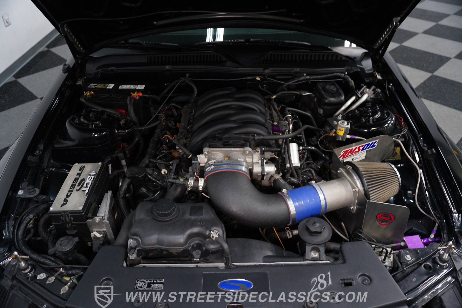 Used 2006 Ford Mustang GT RWD image 3