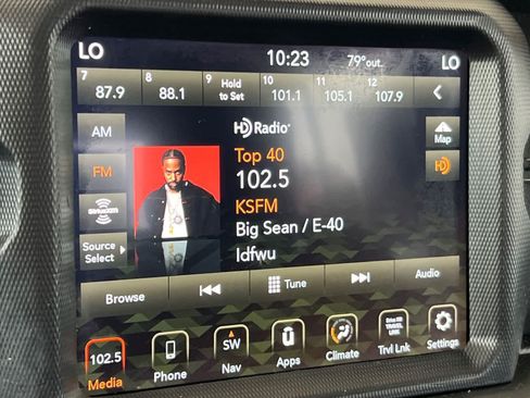 Used 2020 Jeep Gladiator Overland AWD/4WD image 19