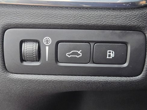 Used 2022 Volvo XC60 T8 Inscription Expression AWD/4WD image 26