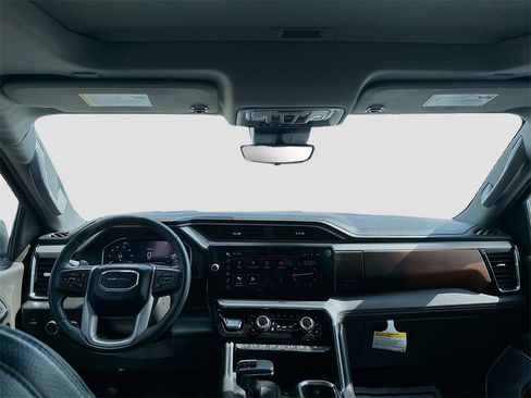 Used 2024 GMC Sierra 1500 Denali w/ Denali Reserve Package image 23