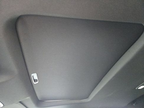 Used 2024 GMC Sierra 1500 AT4 w/ AT4 Preferred Package image 23