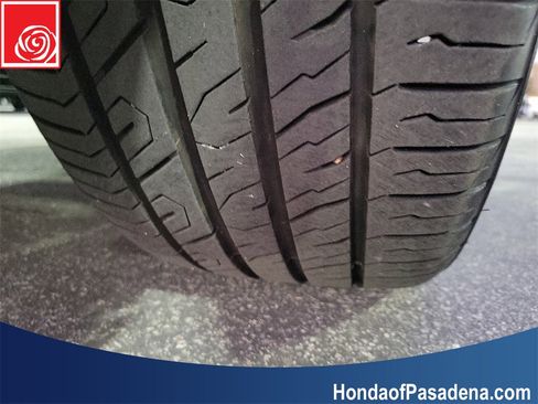 Used 2011 Jeep Grand Cherokee Overland Summit image 33