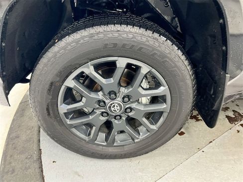 Used 2025 Toyota Tundra Platinum image 25