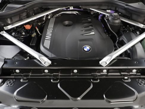 New 2026 BMW X5 xDrive40i w/ M Sport Package AWD/4WD image 24