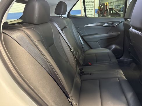 Used 2025 Buick Envision Preferred image 29