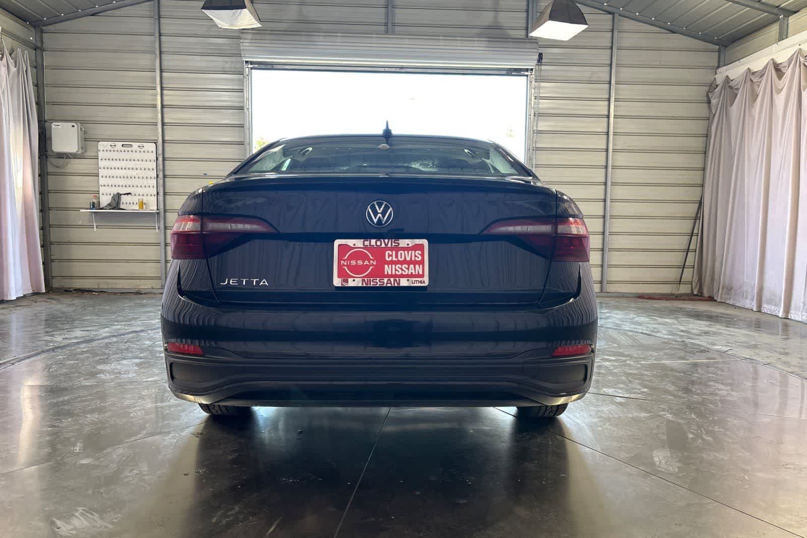 Used 2024 Volkswagen Jetta S FWD image 8