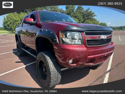 Used 2008 Chevrolet Avalanche LT w/ LT Preferred Equipment Group image 8