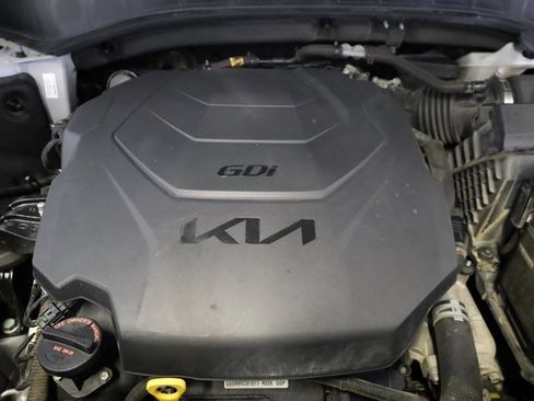 Used 2022 Kia Telluride SX w/ SX Prestige Package image 47