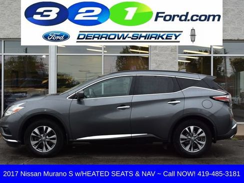 Used 2017 Nissan Murano S FWD image 2