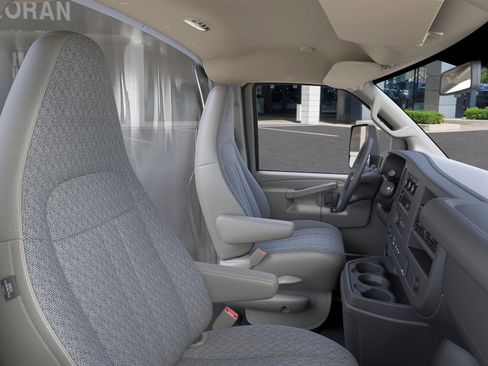 New 2025 GMC Savana 3500 w/ Power Convenience Package image 47