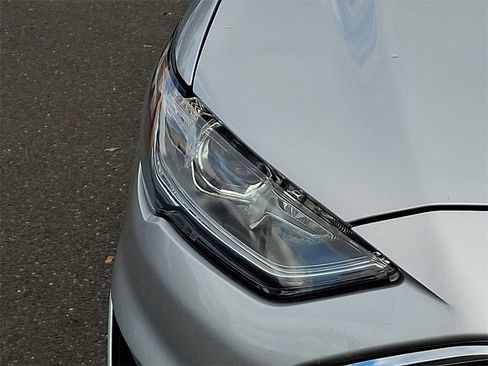 Certified 2019 Ford Fusion SE image 9