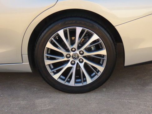 Used 2019 Lexus ES 350 image 7