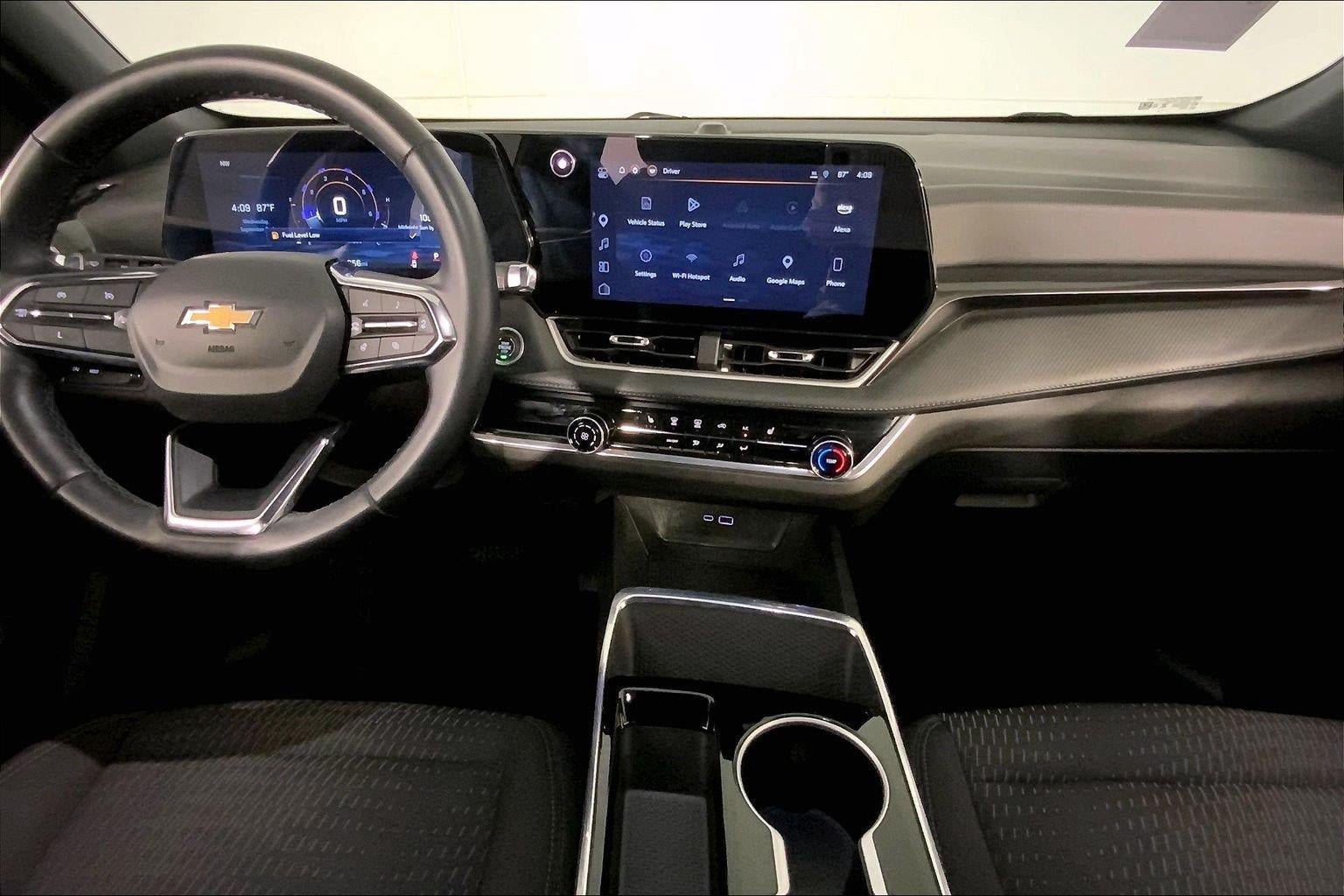 Used 2025 Chevrolet Equinox LT FWD image 15