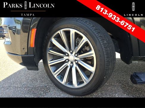 Used 2022 Jeep Grand Wagoneer Series I w/ Flexible Seating Group AWD/4WD image 39